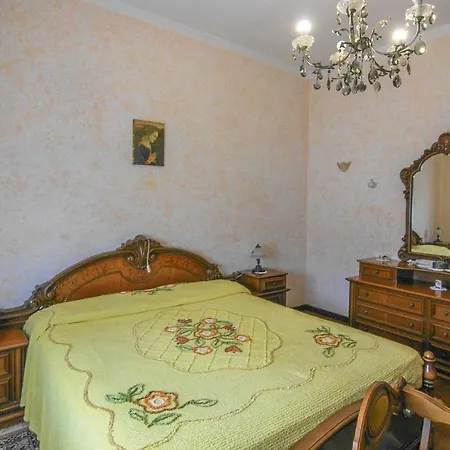 La Casa Di Rosa Holiday home Montignoso